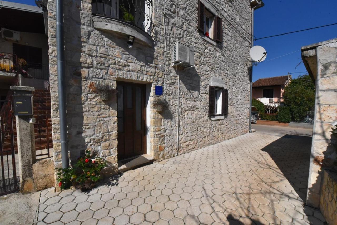 Apartment Nona Tar-Vabriga 외부 사진