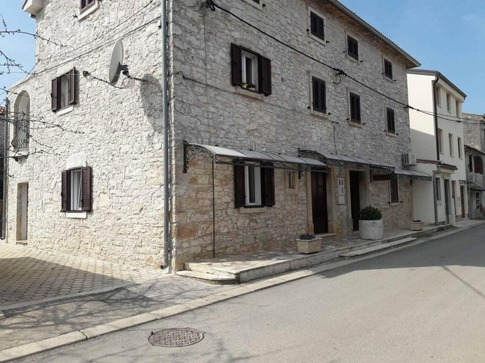 Apartment Nona Tar-Vabriga 외부 사진